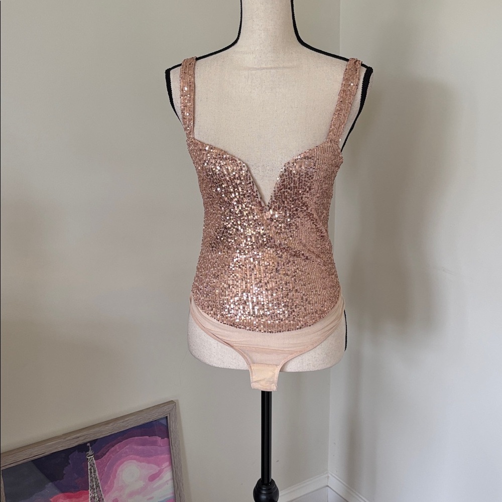 Free People Intimately NWT Sequin Bodysuit in Rose Gold Size Small